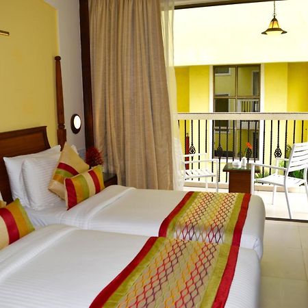 Sea Breeze Max Resort & Spa Madgaon Esterno foto