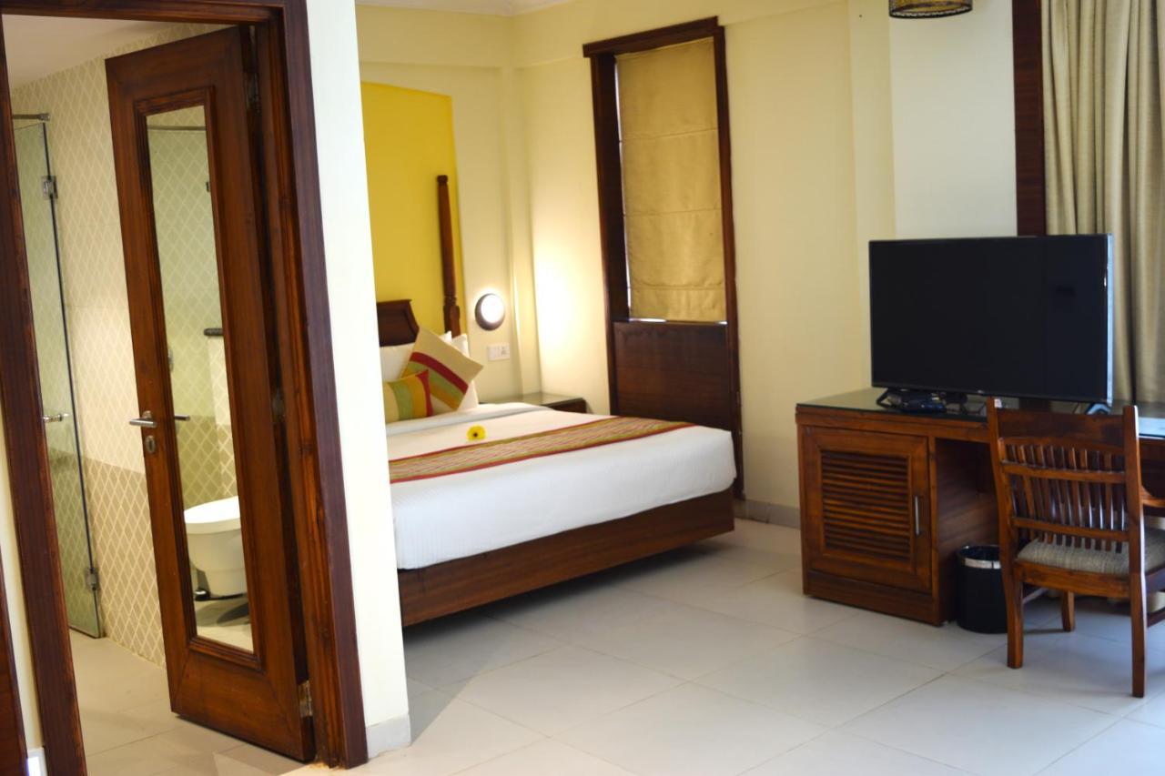 Sea Breeze Max Resort & Spa Madgaon Esterno foto