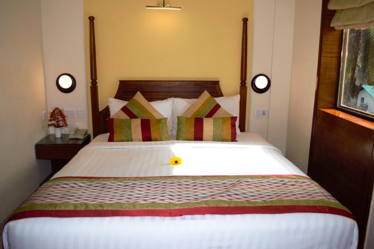 Sea Breeze Max Resort & Spa Madgaon Esterno foto