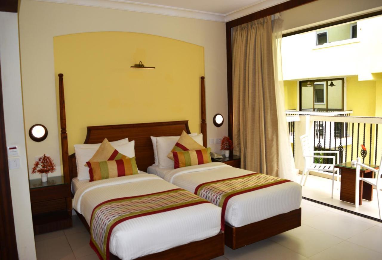 Sea Breeze Max Resort & Spa Madgaon Esterno foto
