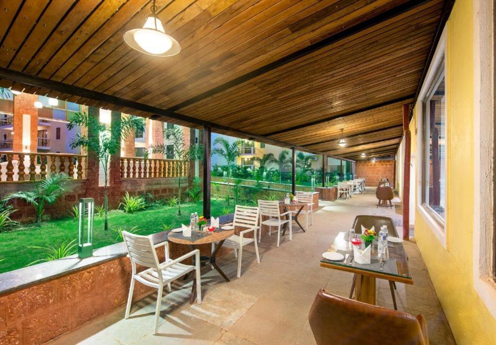 Sea Breeze Max Resort & Spa Madgaon Esterno foto