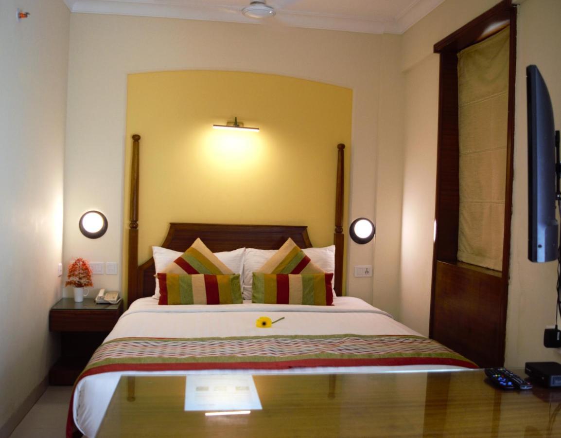 Sea Breeze Max Resort & Spa Madgaon Esterno foto
